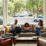 با رانندگی خداحافظی کنید؛ ماشین خودران ریویان، دستیار جدید شما در کارهای روزمره است!