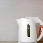 هشدار جدی درباره کتری‌های پلاستیکی برقی/ خطرات پنهان استفاده و تأثیر آن بر سلامت