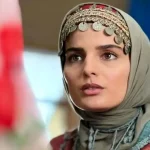 بازیگر زن جوان زیر سُرُم روی تخت بیمارستان + عکس جدید