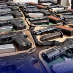 کشف محموله بزرگ سلاح جنگی در مرز سرپلذهاب: ۲۱ قبضه کلاشینکف و کلت به مقصد نامعلوم! کشف محموله بزرگ سلاح جنگی در مرز سرپلذهاب: ۲۱ قبضه کلاشینکف و کلت به مقصد نامعلوم!