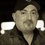 علت مهاجرت سندی خواننده به خارج از کشور از زبان خودش + فیلم