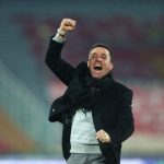 استوری عاشقانه سرمربی پرسپولیس برای همسرش استوری عاشقانه سرمربی پرسپولیس برای همسرش