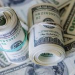 قیمت دلار، یورو و سایر ارزها امروز ۱۵ آبان/ریزش دلار آغاز شد – سلام نو