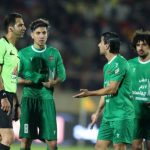 حمله به خودروی داور بازی شمس‌آذر – پرسپولیس/ ماشین داور صدمه دید