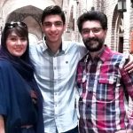 گریه‌های دردناک امیرحسین مدرس از لحظه مهاجرت پسرش به ایتالیا در فرودگاه + فیلم