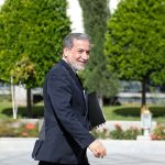 مذاکره همچنان در تعلیق/ موضع متفاوت وزیر خارجه با تداوم فشارهای آژانس انرژی اتمی مذاکره همچنان در تعلیق/ موضع متفاوت وزیر خارجه با تداوم فشارهای آژانس انرژی اتمی