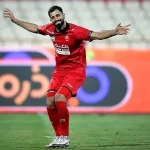 رقص معروف حسین کنعانی مقابل هواداران پرسپولیس+ فیلم