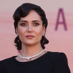 تیپ خاص و دیدنی پریناز ایزدیار با کلاه اسپرت در دل جنگل+ عکس تیپ خاص و دیدنی پریناز ایزدیار با کلاه اسپرت در دل جنگل+ عکس