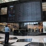 سقوط شاخص کل بورس؛ ۸ هزار واحد از دست رفت سقوط شاخص کل بورس؛ ۸ هزار واحد از دست رفت