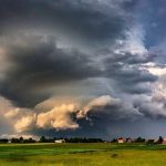 یک پدیده خاص هواشناسی در ایران / یک سقف نامرئی مانع ایجاد ابر میشود + عکس یک پدیده خاص هواشناسی در ایران / یک سقف نامرئی مانع ایجاد ابر میشود + عکس