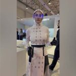 رباتهای جنجالی ایران در نمایشگاه رباتیک کیش! + فیلم رباتهای جنجالی ایران در نمایشگاه رباتیک کیش! + فیلم