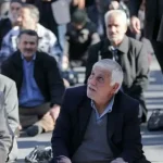 اقامه نماز باران در امامزاده صالح (ع) + عکس