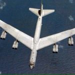 هواپیمای غول‌پیکر آمریکایی در آسمان/ بمب‌افکن‌ها به پرواز درآمدند