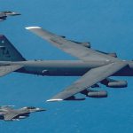 پرواز غولآساترین بمبافکنهای استراتژیک آمریکا بر فراز خلیجفارس / هدف این تمرینات رزمی چیست؟ پرواز غولآساترین بمبافکنهای استراتژیک آمریکا بر فراز خلیجفارس / هدف این تمرینات رزمی چیست؟