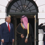 پز دادن ترامپ با جنگندههای اف-۳۵ به ولیعهد عربستان / استقبال متفاوت از بنسلمان در کاخ سفید + فیلم پز دادن ترامپ با جنگندههای اف-۳۵ به ولیعهد عربستان / استقبال متفاوت از بنسلمان در کاخ سفید + فیلم