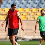 تمرین بازیکنان پرسپولیس در هوای آلوده تهران+ عکس تمرین بازیکنان پرسپولیس در هوای آلوده تهران+ عکس