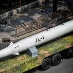 موشک هسته‌ای هایپرسونیک JL-1 چین با برد 8000 کیلومتری می‌تواند خاک ایالات متحده را هدف بگیرد