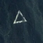 نشانه‌های مرموز در بیابان چین؛ آیا این‌ها پایگاه‌های مخفی فرازمینی‌ها هستند یا تأسیسات نظامی فوق سری؟