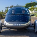 عجیب‌ترین خودرو خورشیدی جهان به جاده‌ها آمد!