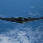 بمب افکن رادارگریز B2 کجا و توسط چه شرکتی ساخته می‌شود؟