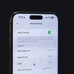 دیگر نیازی به لمس نیست؛ با این ترفند iOS 26، آیفون خود را با سر و زبان کنترل کنید