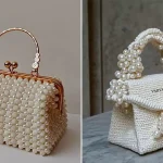 کیف مروارید دوز مجلسی؛ ۱۵ ایده چشمگیر برای ست کردن با لباس مجلسی براق کیف مروارید دوز مجلسی؛ ۱۵ ایده چشمگیر برای ست کردن با لباس مجلسی براق