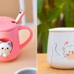 ماگ سرامیکی درب دار بامزه؛ ۱۵ مدل جدید ۲۰۲۵ با طراحی فانتزی و رنگ پاستلی ماگ سرامیکی درب دار بامزه؛ ۱۵ مدل جدید ۲۰۲۵ با طراحی فانتزی و رنگ پاستلی