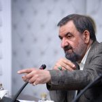 محسن رضایی: مقامات آمریکایی برای مذاکره به تهران خواهند آمد