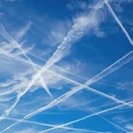 ادعای عجیب عضو شورای شهر کرمان: دشمنان در آسمان ایران گاز سمی پخش می‌کنند