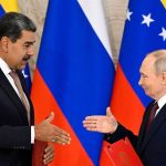 پوتین: روسیه در کنار ونزوئلا ایستاده است