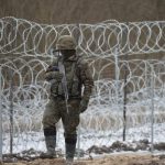 لهستان برابر روسیه دیوار دفاعی می‌سازد