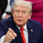 ترامپ: دموکرات ها دولت را تعطیل می کنند ترامپ: دموکرات ها دولت را تعطیل می کنند