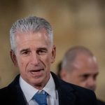 ادعای رئیس موساد: ایران به‌ دنبال فریب جامعه جهانی است