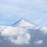 آخرین وضع قله دماوند؛ رد برف بر بام ایران دیده شد (+عکس)