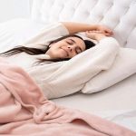 نحوه خوابیدن بعد از هایفوتراپی نحوه خوابیدن بعد از هایفوتراپی