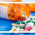 چگونه داروها و مولتی‌ویتامین را بدون تداخل مصرف کنیم؟