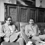 عکس کمتر دیده شده از بنی صدر و مسعود رجوی بعد از فرار از ایران عکس کمتر دیده شده از بنی صدر و مسعود رجوی بعد از فرار از ایران