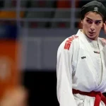 مدال طلا بر گردن آتوسا گلشادنژاد