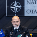 ناتو به روسیه حمله میکند؟ / احتمال وقوع جنگ بزرگ در اروپا ناتو به روسیه حمله میکند؟ / احتمال وقوع جنگ بزرگ در اروپا