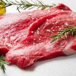 قیمت گوشت‌های وارداتی در میادین تره‌بار / ران و سردست گوسفندی چند؟