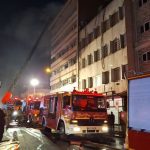 آتش‌سوزی شدید یک ساختمان مسکونی در نعمت‌آباد تهران + فیلم