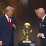 جمله جنجالی میثاقی پس از نمایش تصویر ترامپ روی آنتن زنده+ عکس جمله جنجالی میثاقی پس از نمایش تصویر ترامپ روی آنتن زنده+ عکس