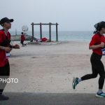 تصاویر جنجالی ماراتن کیش/ بازداشت برگزارکنندگان بخاطر پوشش زنان شرکت‌کننده+ فیلم