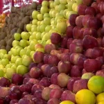 بازار میوه تهران در شوک/ میوه روی دست بازاریها ماند بازار میوه تهران در شوک/ میوه روی دست بازاریها ماند