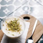 طرز تهیه فرنی نارگیلی به روش ساده و سنتی/ دسر آسان و خوشمزه برای شب یلدا