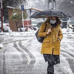 بارش شدید برف در تهران آغاز شد + فیلم