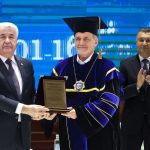 پزشکیان مدرک دکترای خود را دریافت کرد + عکس پزشکیان مدرک دکترای خود را دریافت کرد + عکس