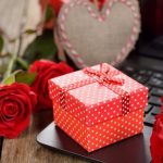 عجیبترین هدیه روز زن در تهران + فیلم عجیبترین هدیه روز زن در تهران + فیلم