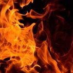 آتشسوزی گسترده در خیابان لاله زار تهران آتشسوزی گسترده در خیابان لاله زار تهران