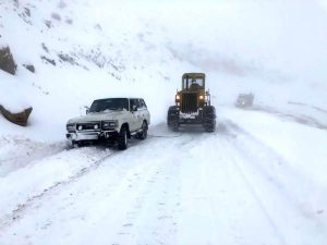 کولاک برف سنگین در این استان/ جادهها زیر برف شدید مدفون شد کولاک برف سنگین در این استان/ جادهها زیر برف شدید مدفون شد